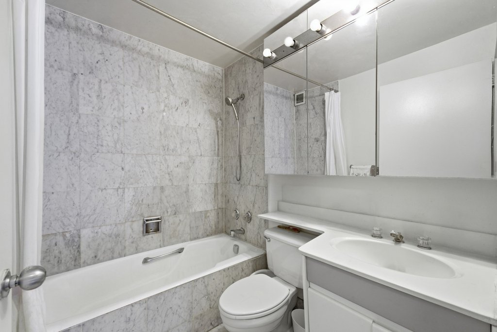 200 Rector Place, Unit 7C photo 10