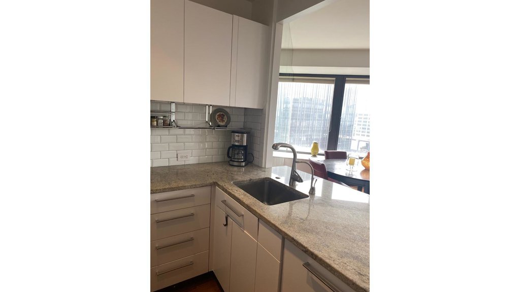 150 West 56th Street, Unit 5106 photo 3