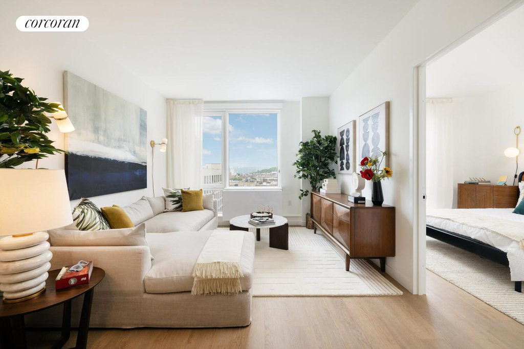 405 West 206th Street, Unit 1702E photo 3