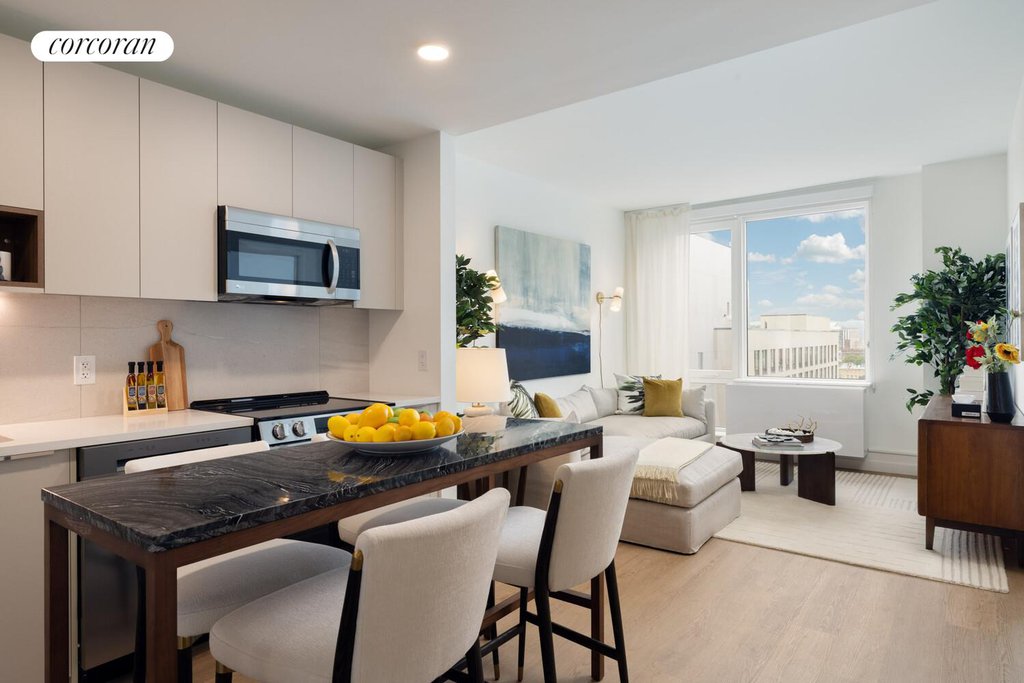 405 West 206th Street, Unit 1702E photo 5