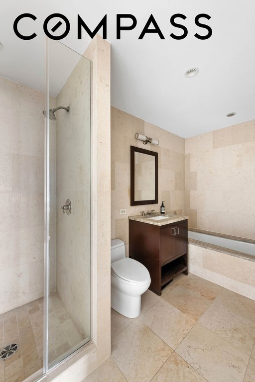 100 Riverside Boulevard, Unit 7G photo 6