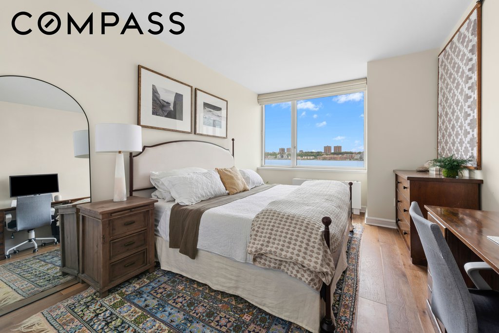 100 Riverside Boulevard, Unit 7G photo 7