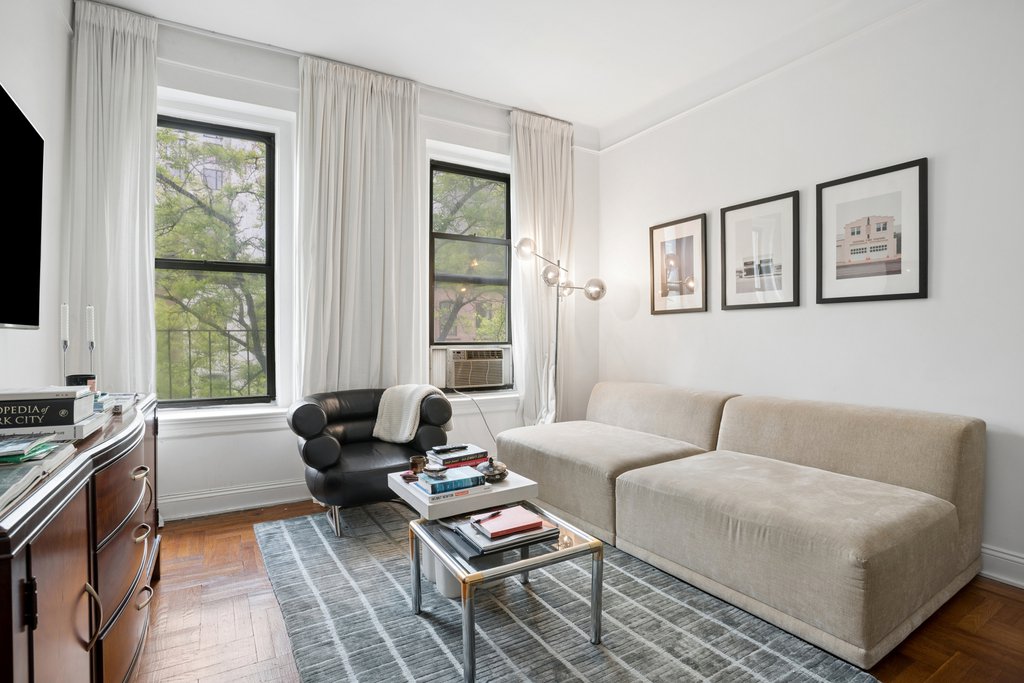 317 East 18th Street, Unit 4A photo 2