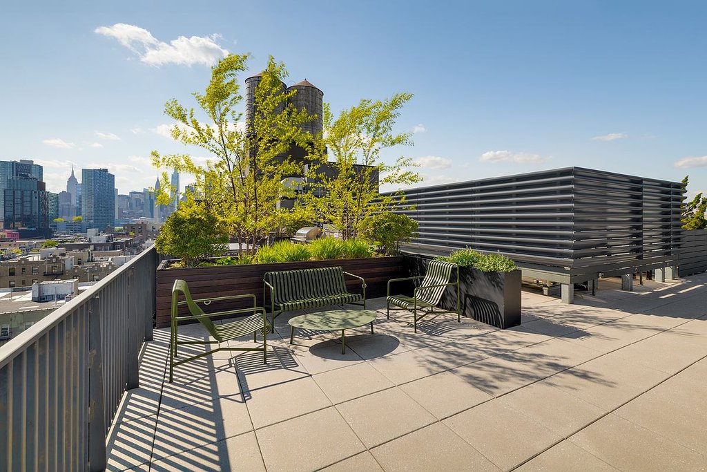 21-30 44th Drive, Unit 3M photo 18