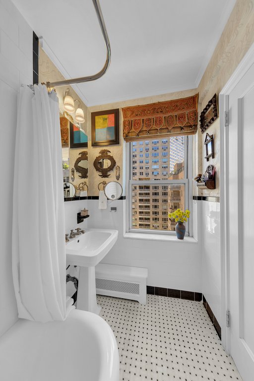 414 East 52nd Street, Unit 10C photo 7
