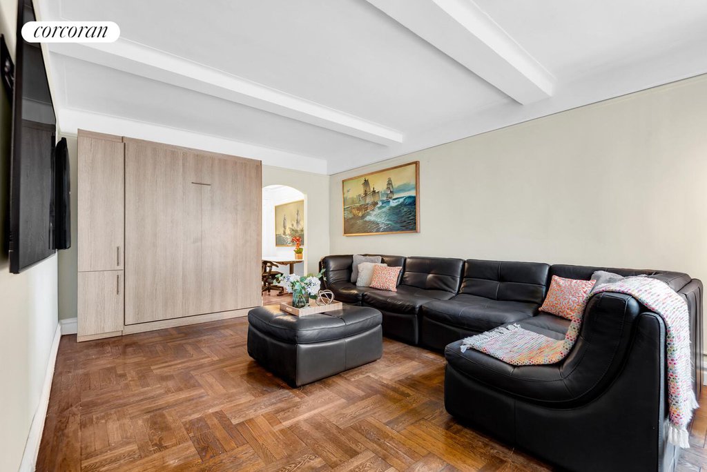 107 West 86th Street, Unit 10B photo 4