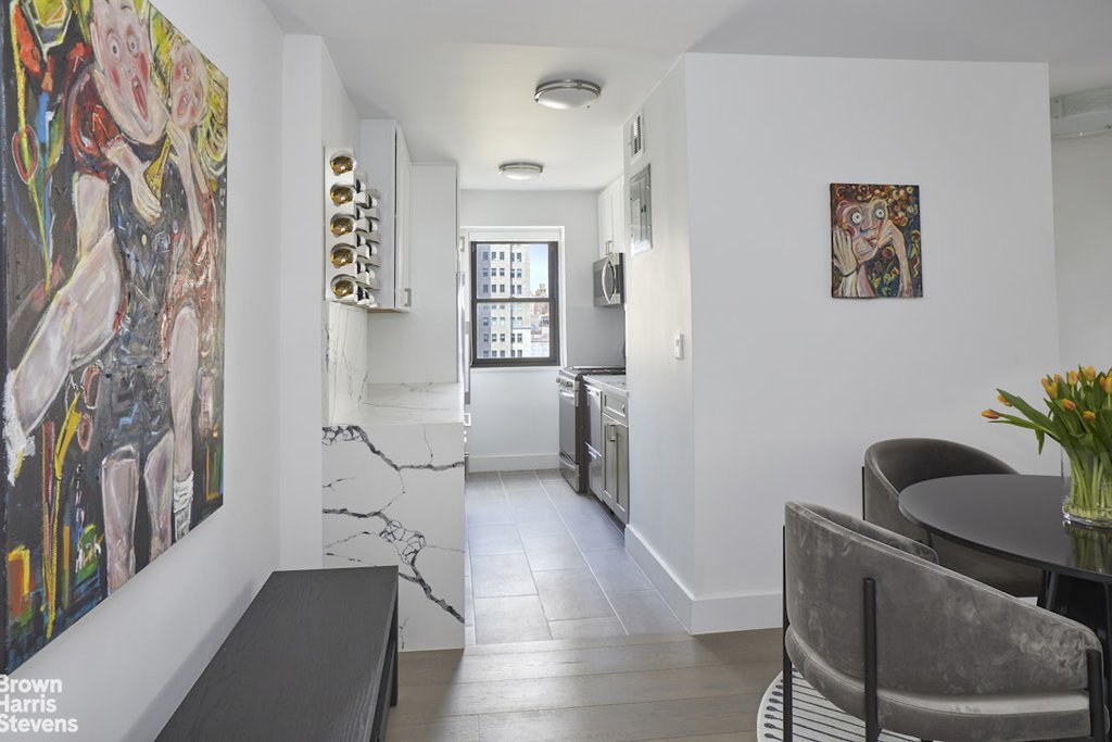 345 East 80th Street, Unit 14K photo 2