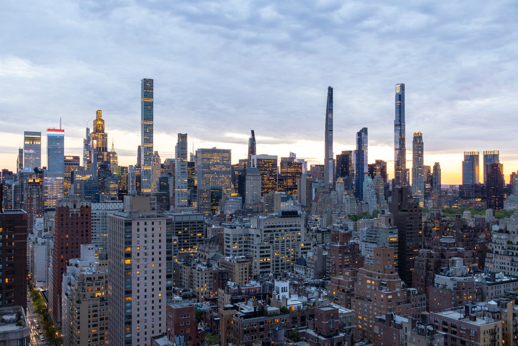 201 East 74th Street, Unit FLOOR30 photo 16