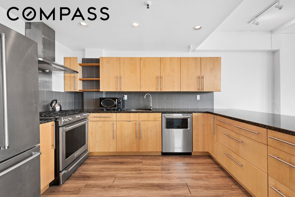 40 West 17th Street, Unit PH12C photo 4