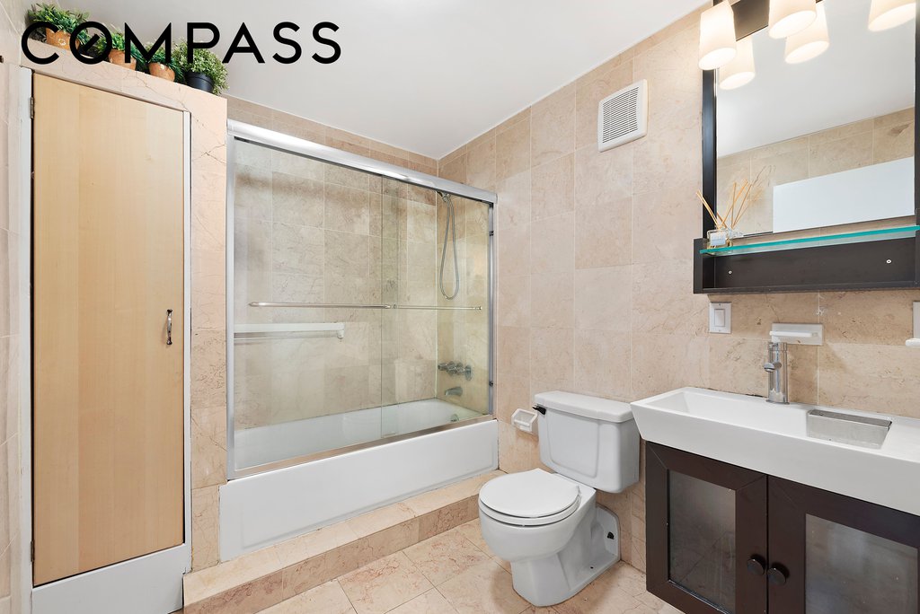40 West 17th Street, Unit PH12C photo 8