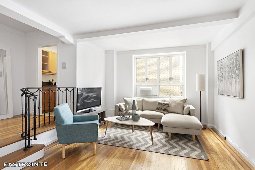 200 West 20th Street, Unit 1401 photo 2