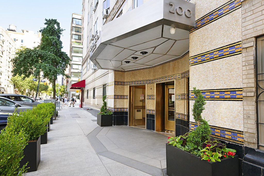 200 West 20th Street, Unit 1401 photo 7