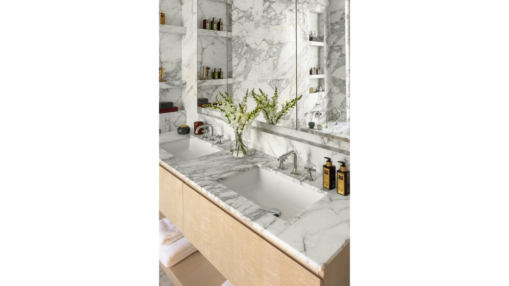 201 East 74th Street, Unit FLOOR26 photo 8