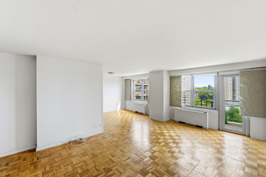2500 Johnson avenue, Unit 20C photo 7