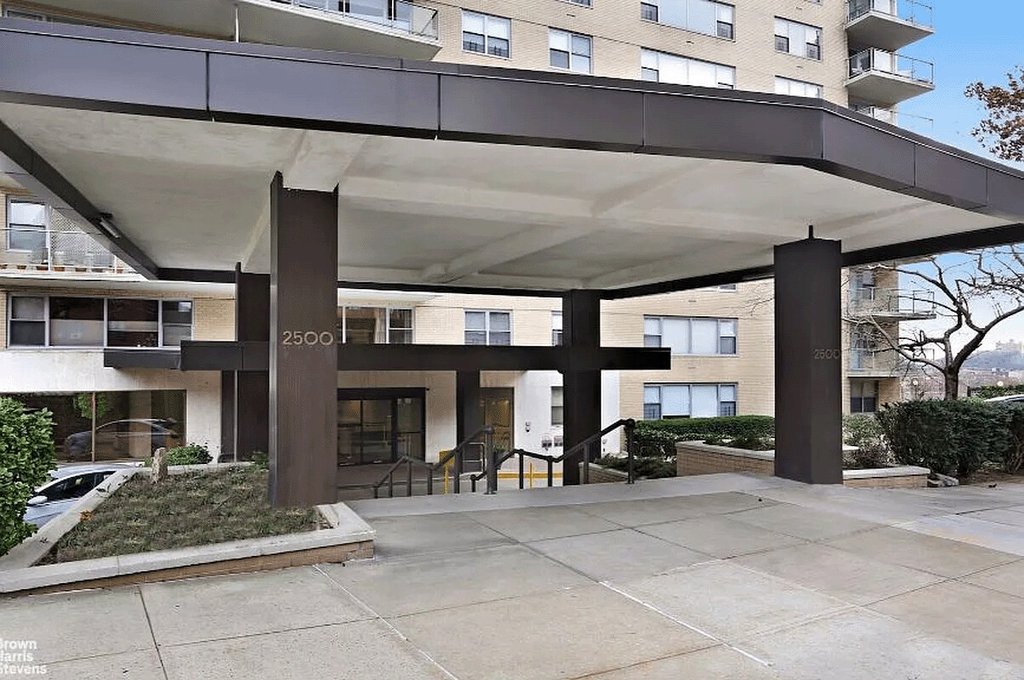 2500 Johnson avenue, Unit 20C photo 16