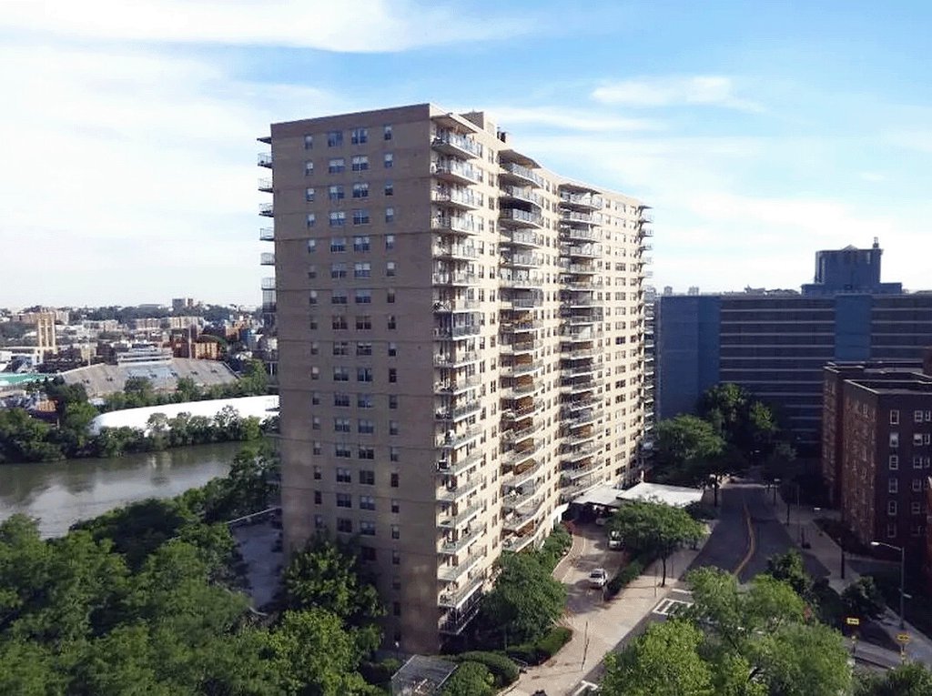 2500 Johnson avenue, Unit 20C photo 17