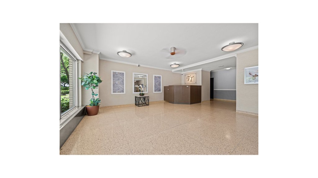3125 Tibbett Avenue, Unit 12C photo 4