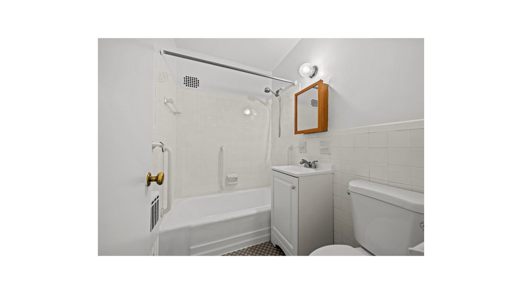 3125 Tibbett Avenue, Unit 12C photo 13