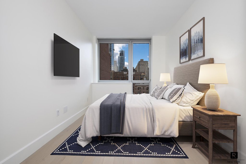 212 West 72nd Street, Unit 10C photo 3