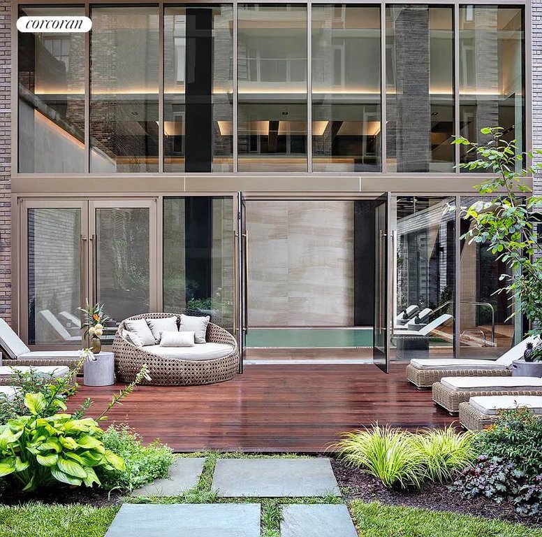 505 West 43rd Street, Unit 9C photo 14