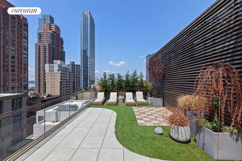 505 West 43rd Street, Unit 9C photo 15
