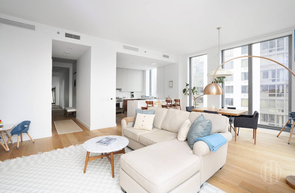360 East 89th Street, Unit 22A