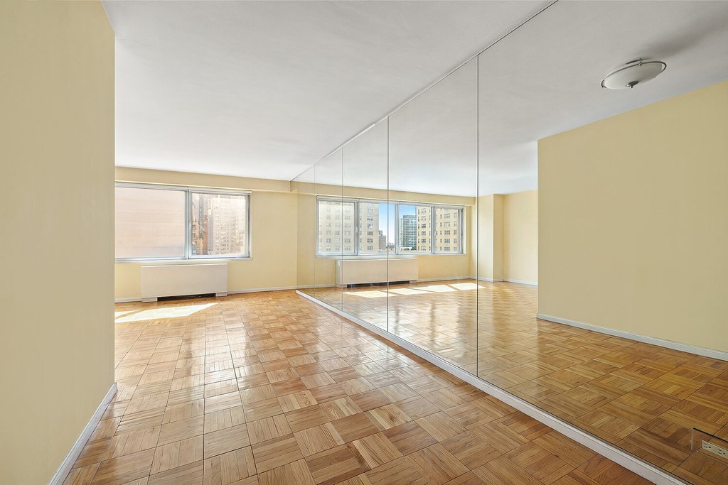303 East 57th Street, Unit 9E photo 4
