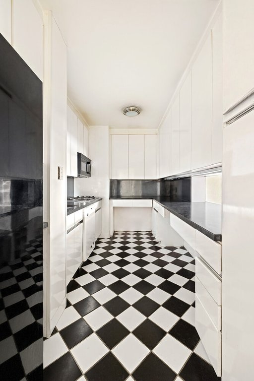 303 East 57th Street, Unit 9E photo 5