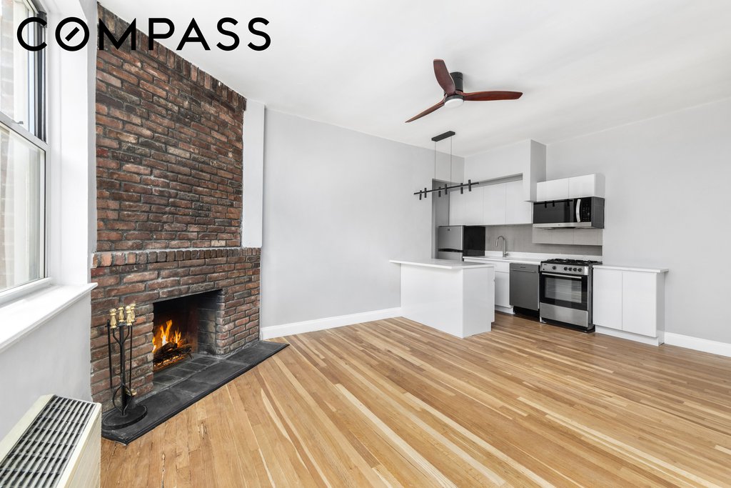459 Hudson Street, Unit 2A photo 5