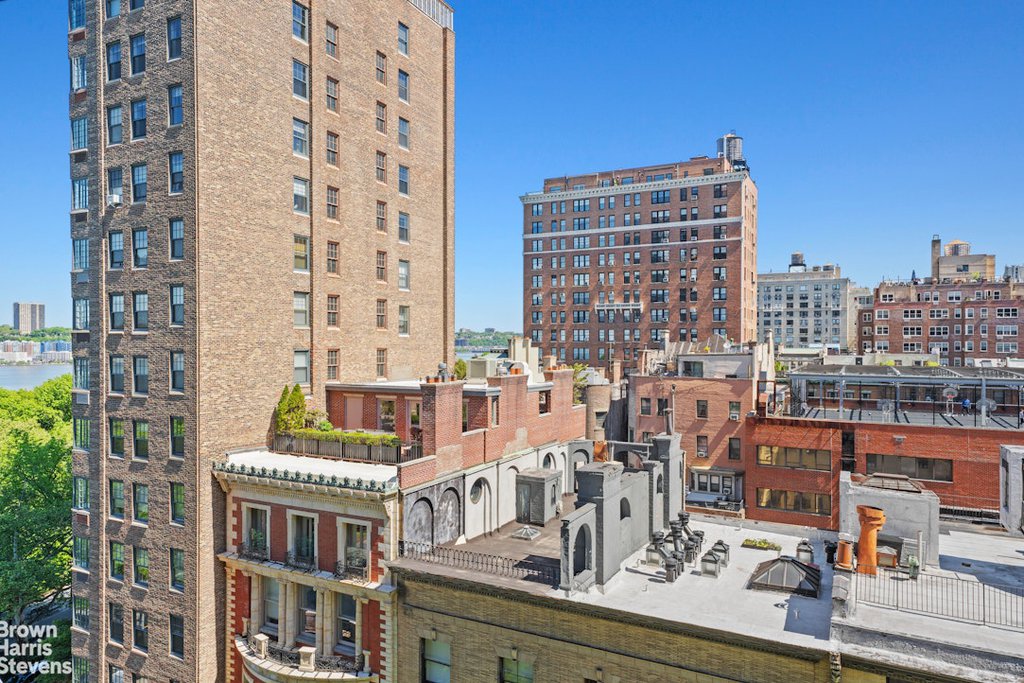 11 Riverside Drive, Unit 9CW photo 8