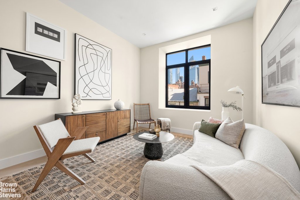 435 West 19th Street, Unit 4C