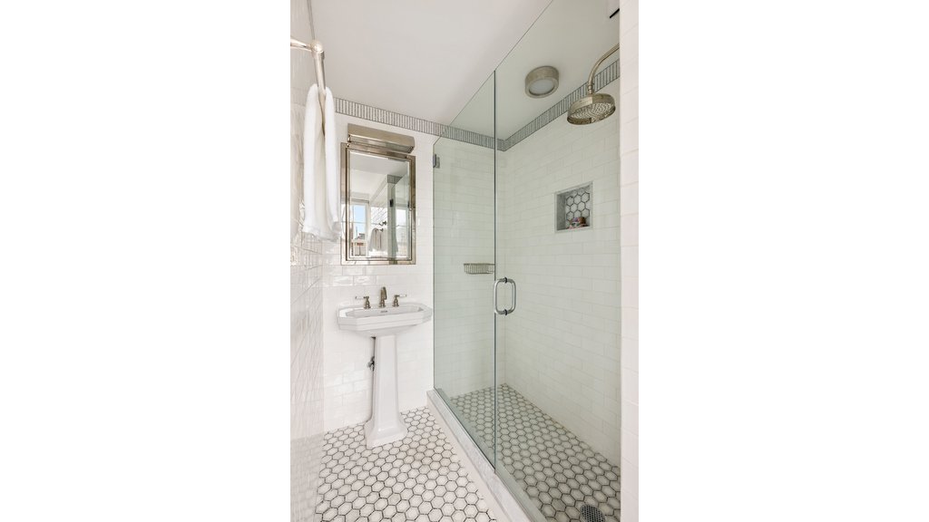 40 Fifth Avenue, Unit 14C photo 10