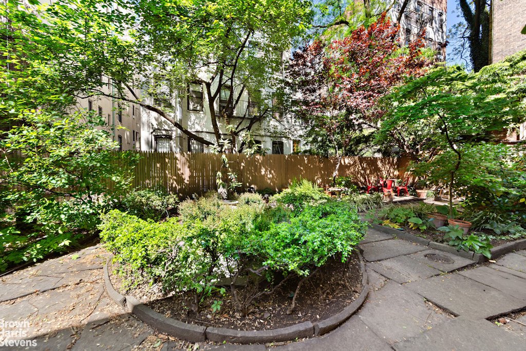 117 East 10th Street, Unit 2 photo 9