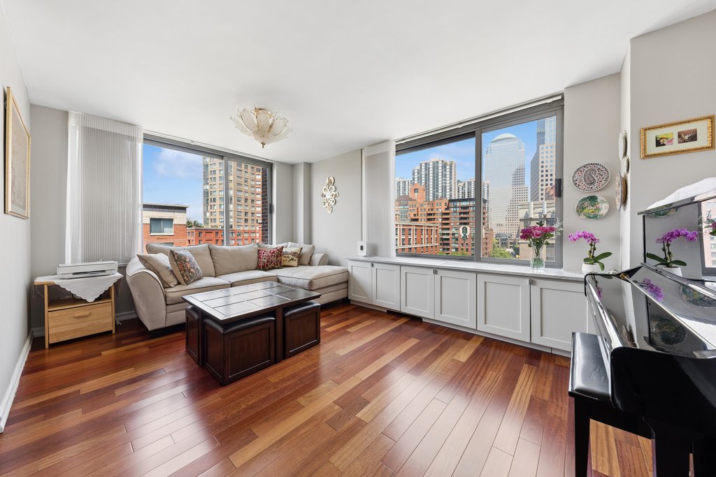 2 South End Avenue, Unit 9C photo 2