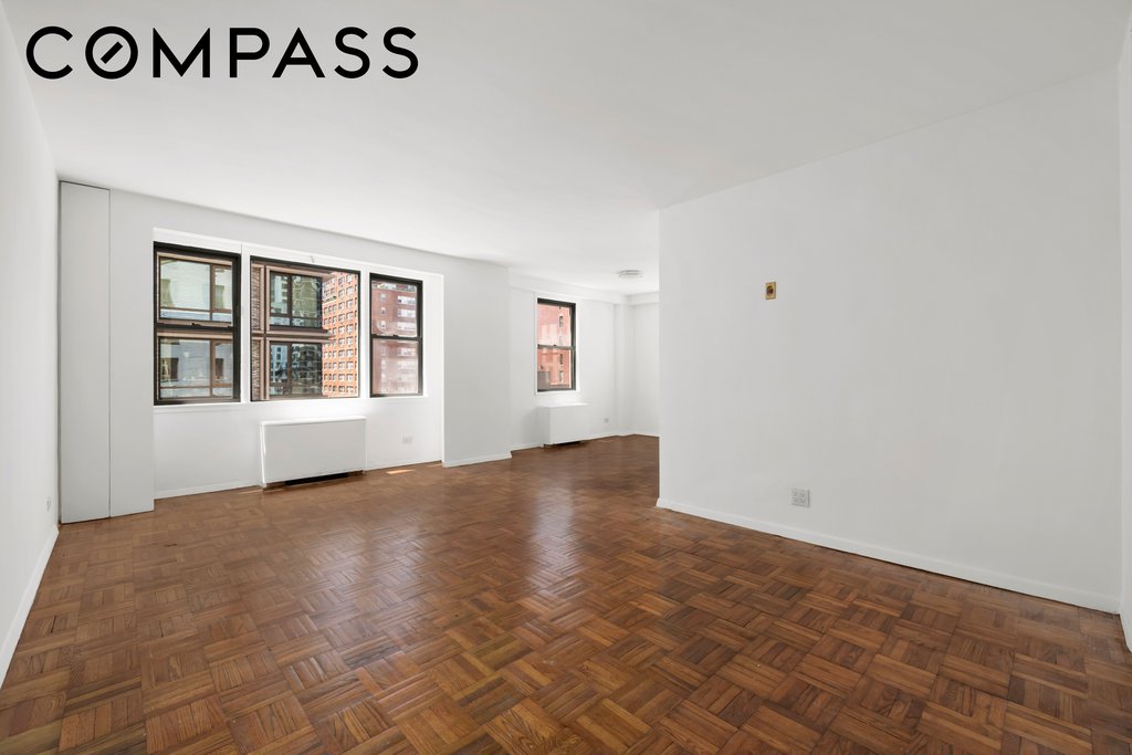 201 East 21st Street, Unit 8S photo 2