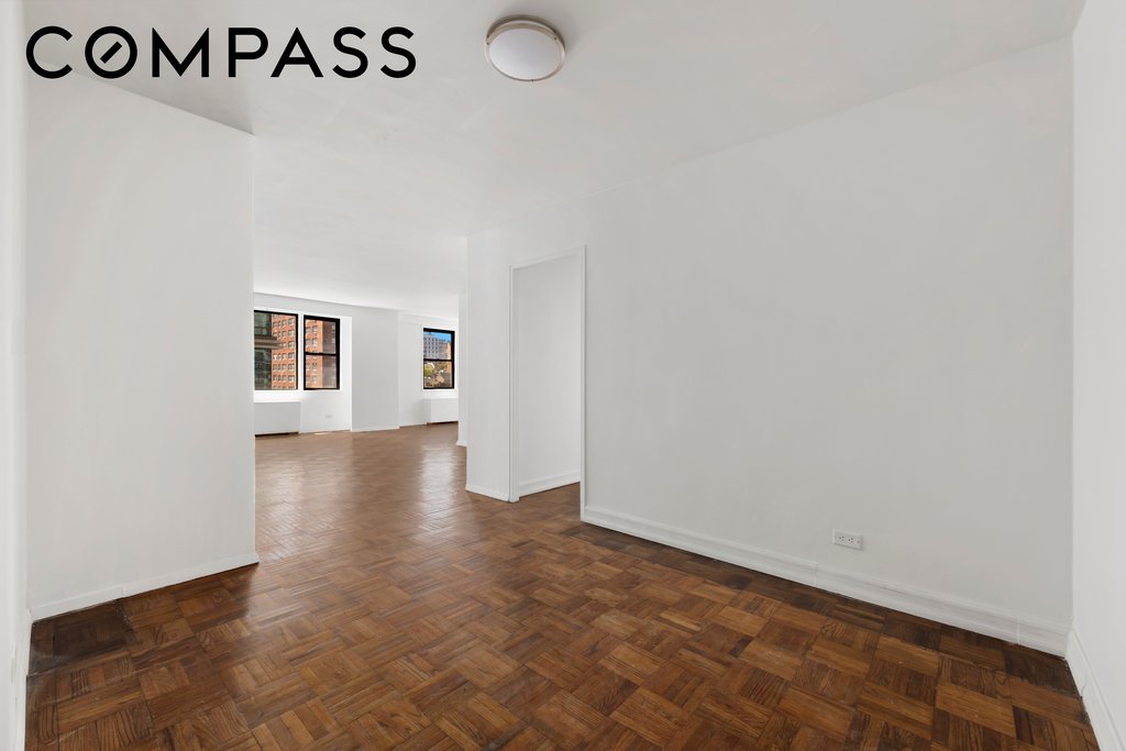 201 East 21st Street, Unit 8S photo 6