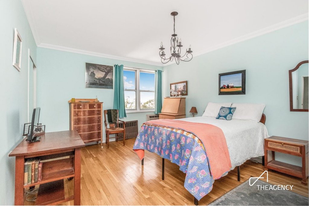 3050 Fairfield Avenue, Unit 8C photo 11