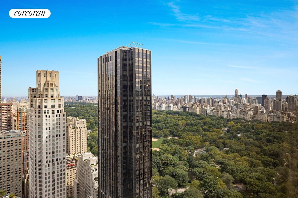 25 Columbus Circle, Unit 61G