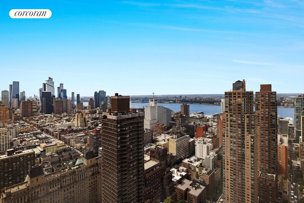 25 Columbus Circle, Unit 61G photo 3