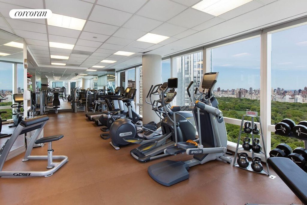 25 Columbus Circle, Unit 61G photo 15