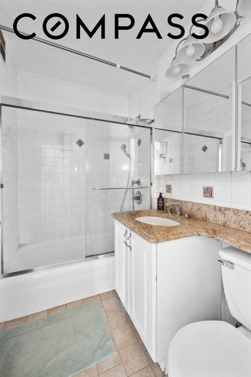 1623 Third Avenue, Unit 31C photo 6