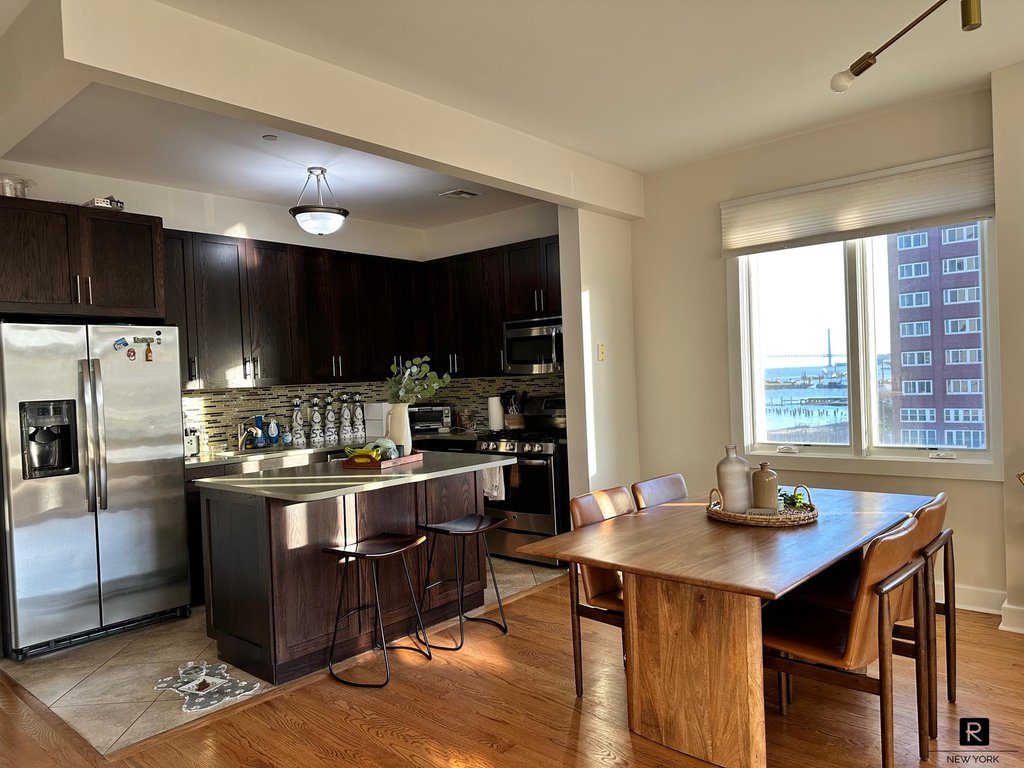 90 Bay Street Landing, Unit 4D photo 5