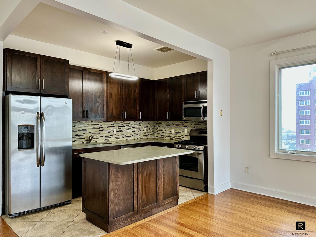 90 Bay Street Landing, Unit 4D photo 6