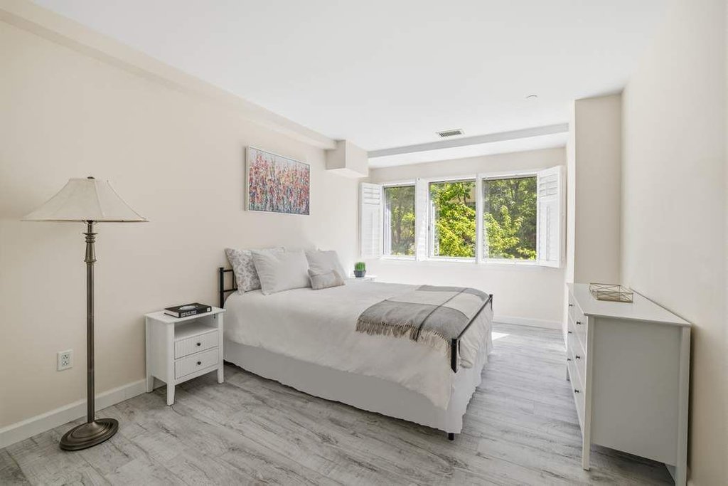 1400 Fifth Avenue, Unit 3L photo 5
