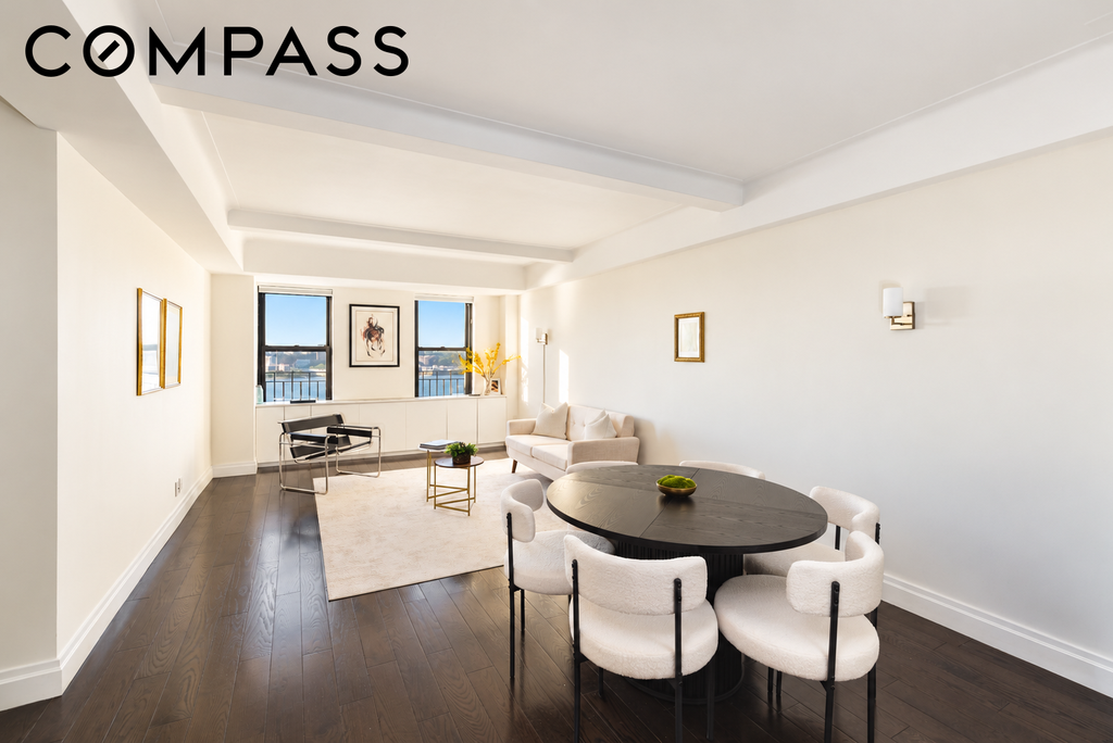 230 Riverside Drive, Unit 17D photo 3