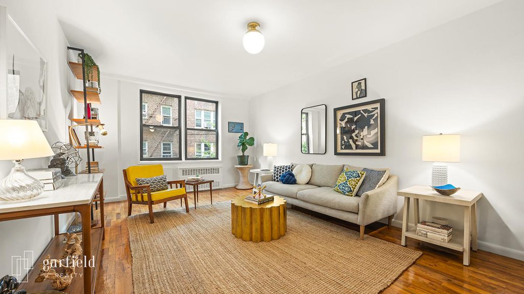 275 Webster Avenue, Unit 3F photo 2