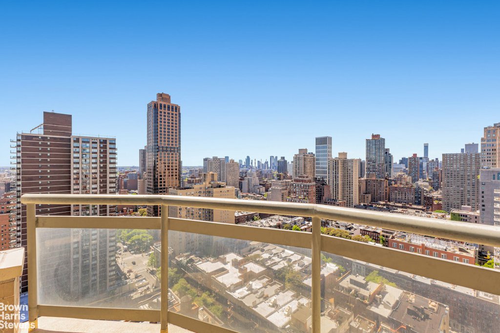 300 East 85th Street, Unit 2705 photo 2