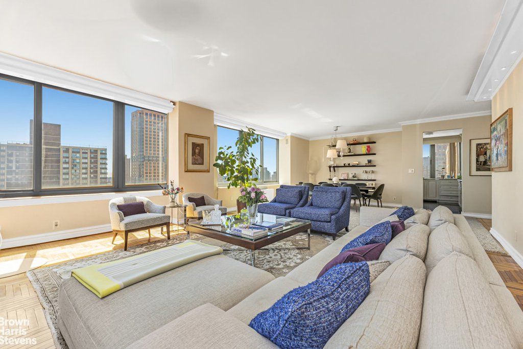 300 East 85th Street, Unit 2705 photo 4