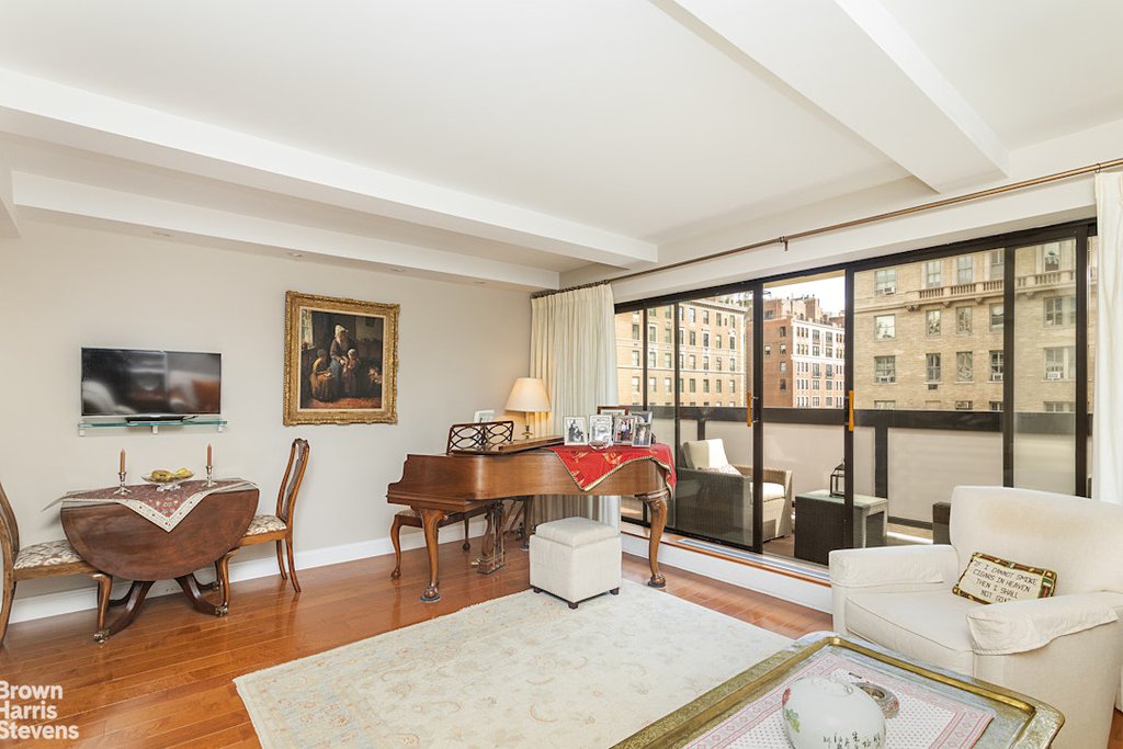 750 Park Avenue, Unit 12B photo 2