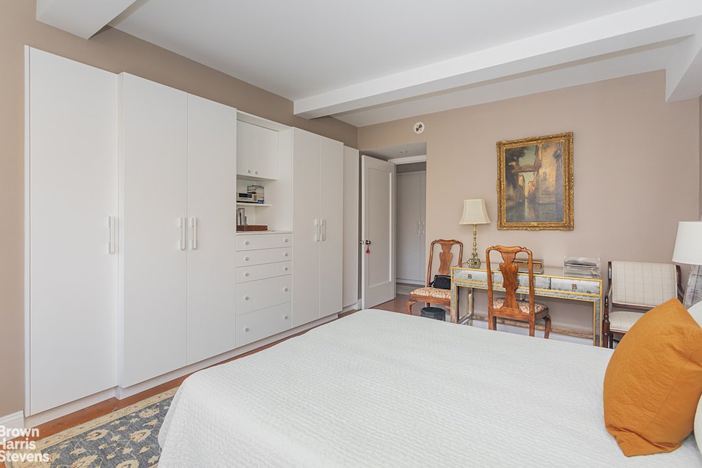 750 Park Avenue, Unit 12B photo 5